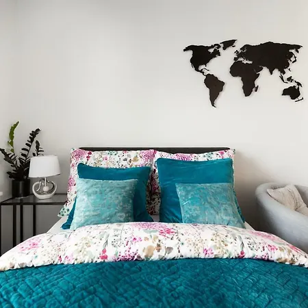 Luxury With Large Terrace Апартаменты