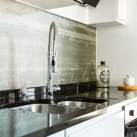 Апартаменты Luxury With Large Terrace Вроцлав